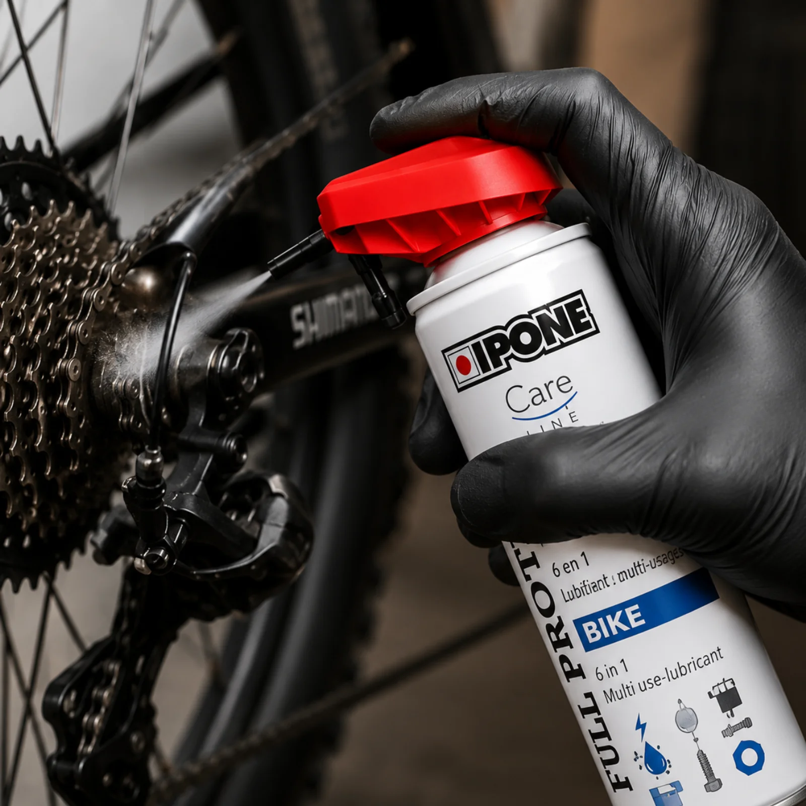 IPONE Lubricante Multipropósito en Aerosol para Moto | Anticorrosivo y Desengrasante - Imagen 2